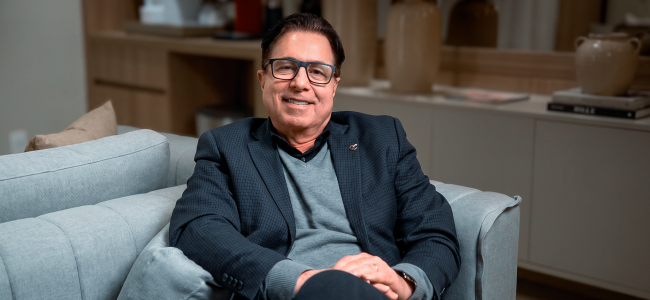Dr. Estéfano Luiz Favaretto