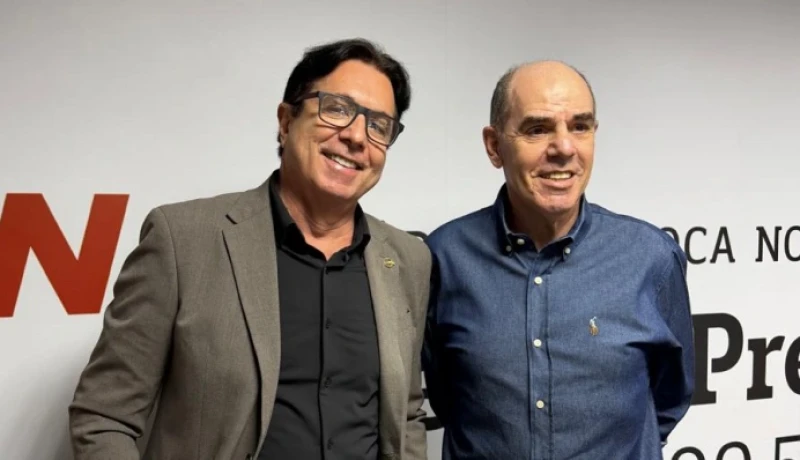 Dr. Est&eacute;fano Favaretto apresenta nova tecnologia para implantes mam&aacute;rios &agrave; CBN